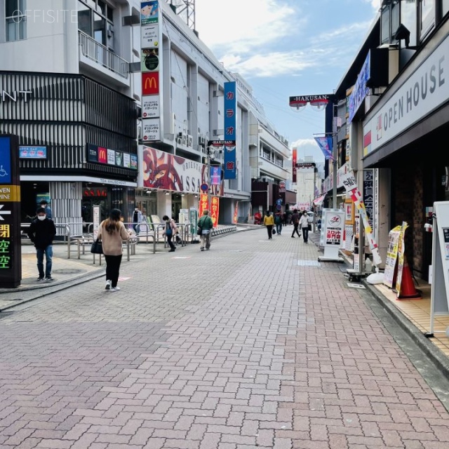 喜屋ビル ビル前面道路