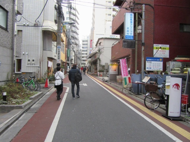 村山ビル ビル前面道路