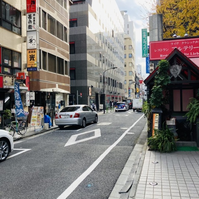池伝ビル ビル前面道路