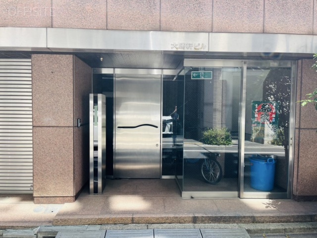 大勝軒ビル　エントランス