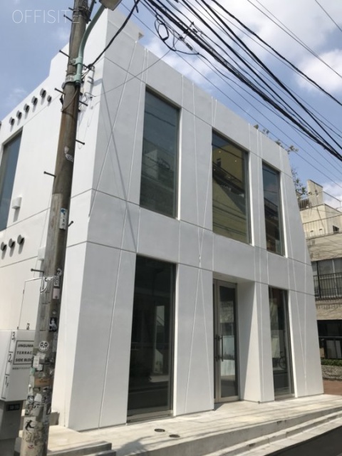 神宮前テラスサイドビル 外観