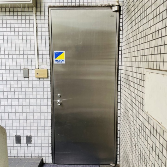 NGA南青山ビルⅩⅡ 通用口