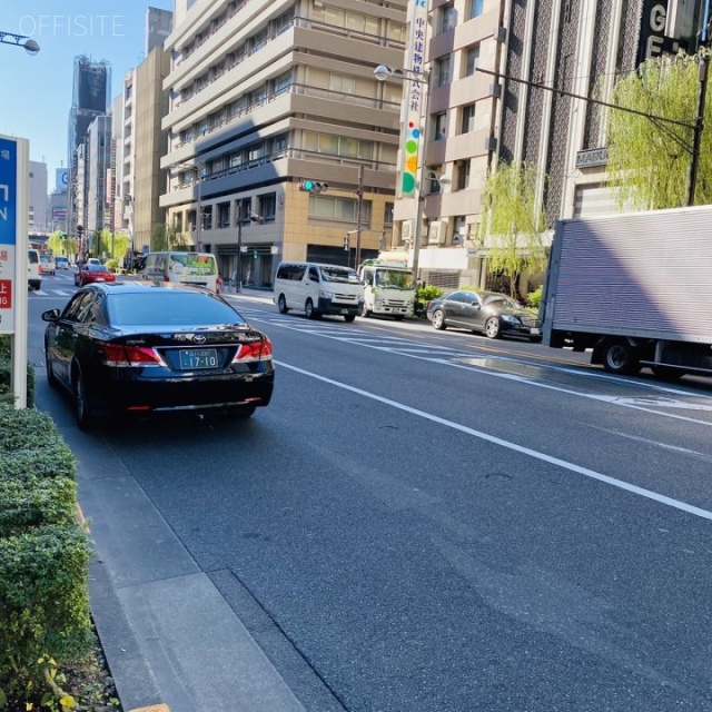 RBM銀座ビル　ビル前面道路