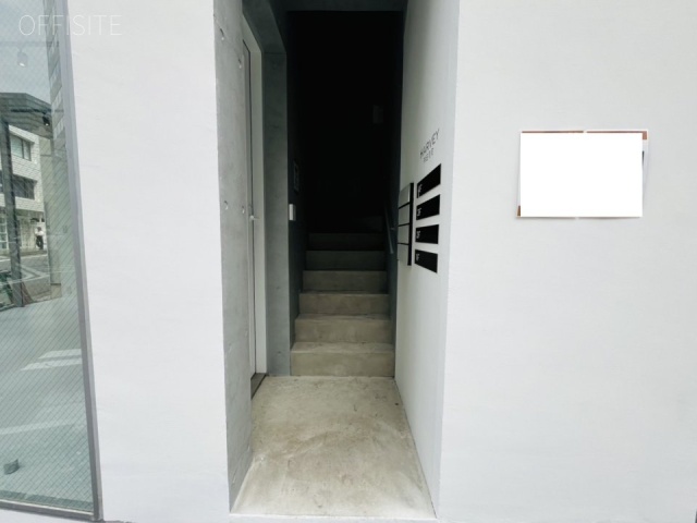 HARVEY神田司町　エントランス