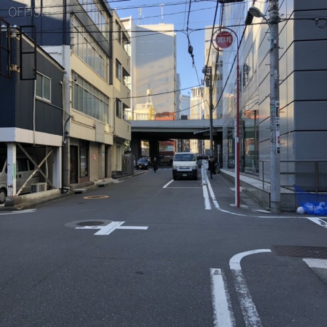祥豊日本橋ビル ビル前面道路
