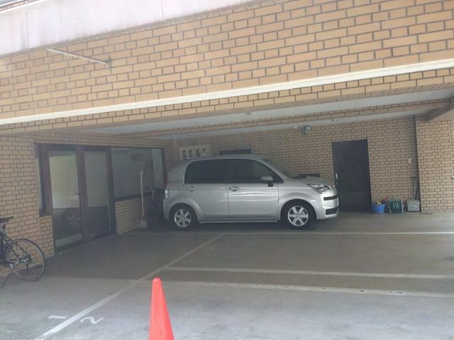 竹田ビル 駐車場