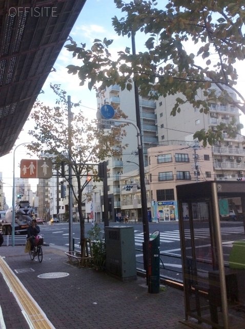 東京自交ビル ビル周辺道路