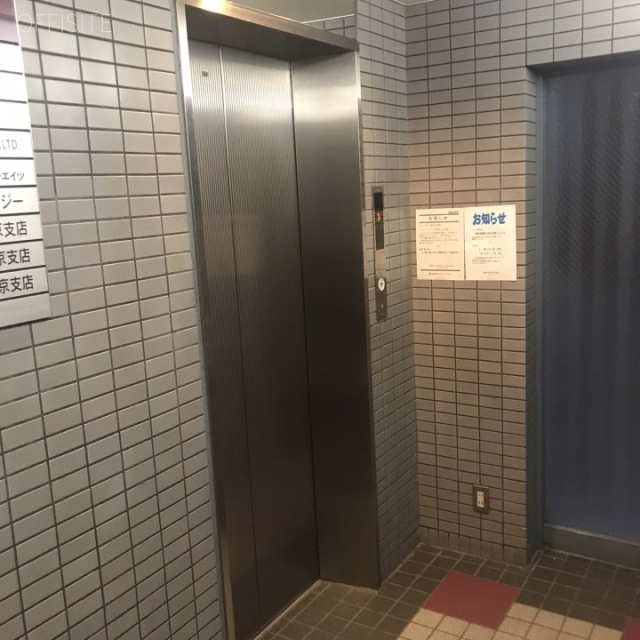 THビル エレベーター