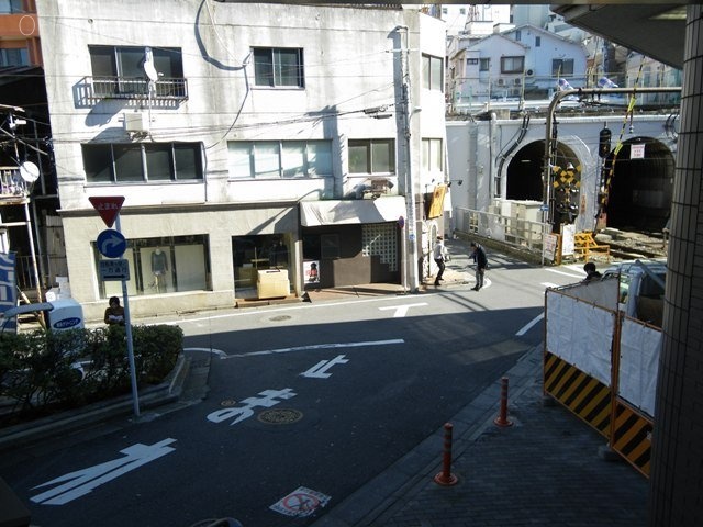 神泉駅ビル イメージ