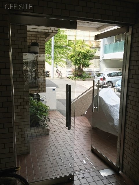 ウィルコート エントランス