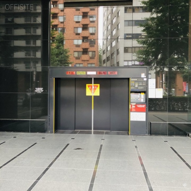 ハンファビル 駐車場