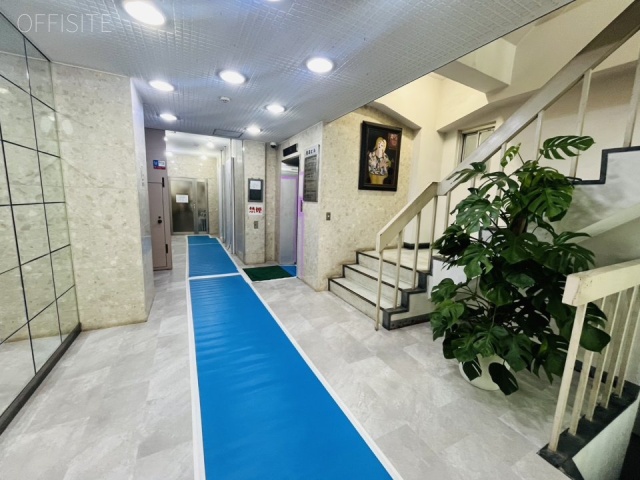 見真(けんしん)ビル　エントランス