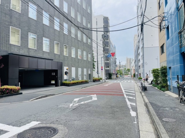 ヤマタネ箱崎ビル　前面道路