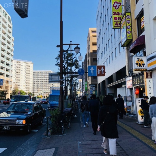 セキネビル ビル前面道路