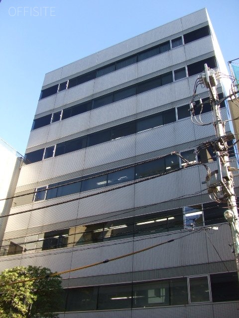 馬事畜産会館　外観