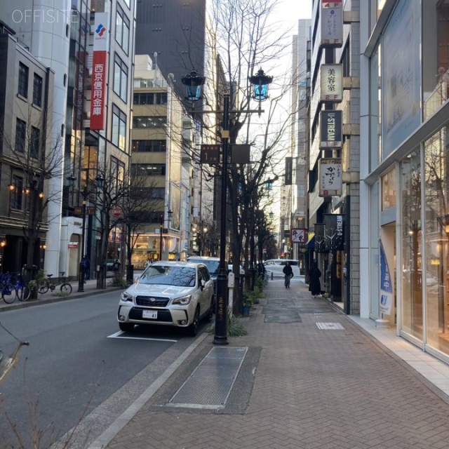 GINZA URBAN 21ビル ビル前面道路