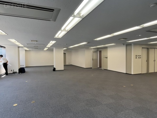 タスクセンタービル　内装