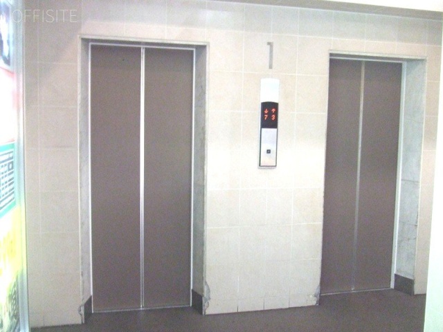 富久屋ニッカ共同ビル エレベーター