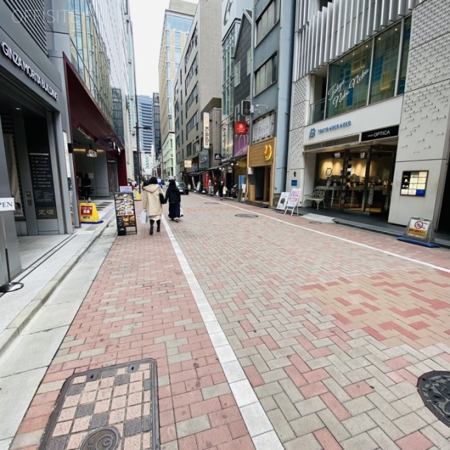 銀座モリタビル ビル前面道路