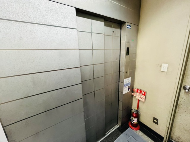 田創館ビル　エントランス