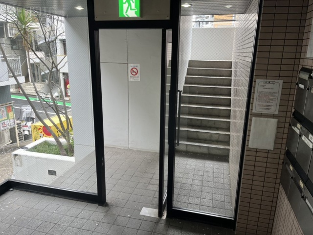 氷川ビル　エントランス