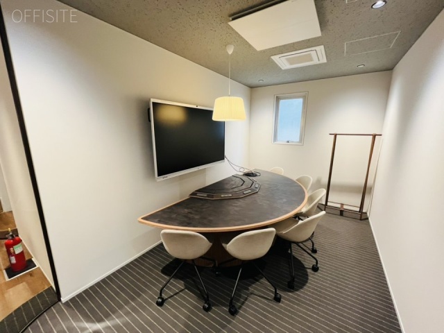 NOW/HERE新宿四谷 エントランス