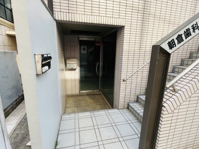 朝倉ビル　エントランス