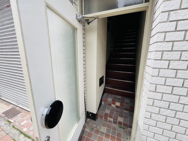 ETビル　エントランス