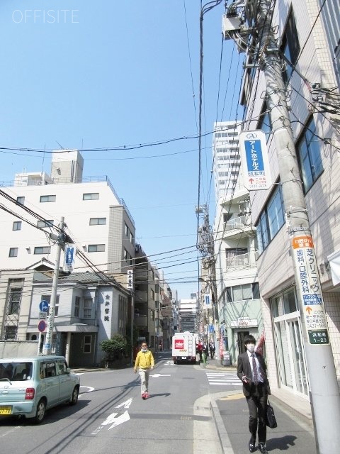 セゾンビル浜松町 ビル前面道路