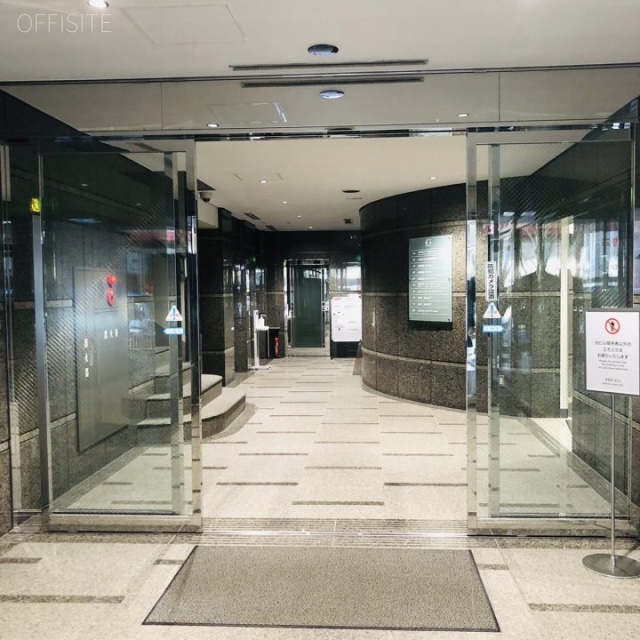 渋谷KIビル オフィス出入口