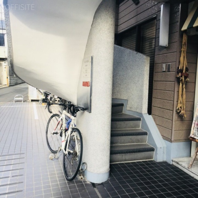 KITビル 外観