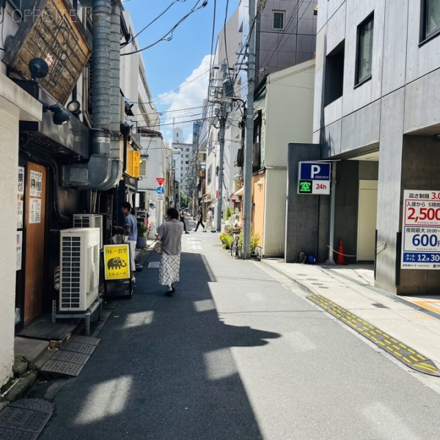 SH神田南神保町ビル　前面道路