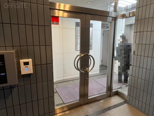 大門ビル エントランス