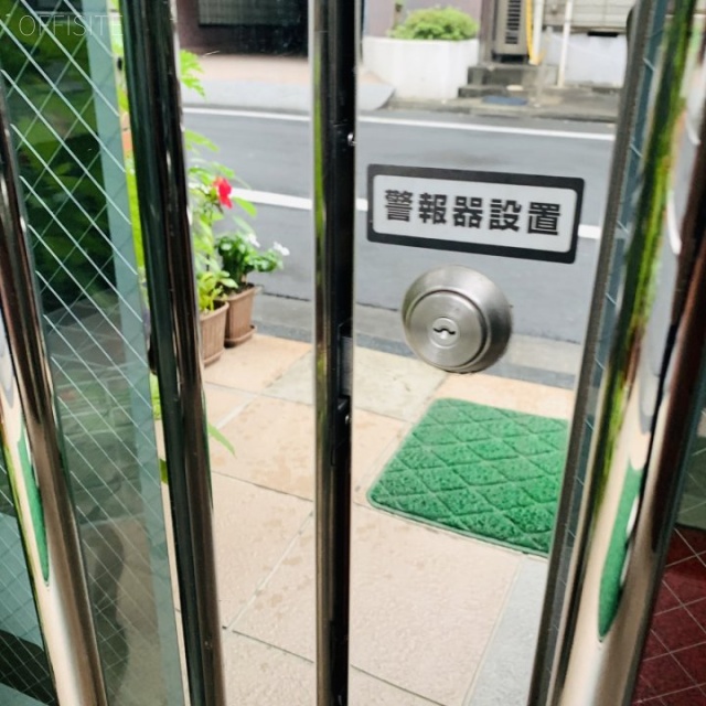 湯島片岡ビル エントランス