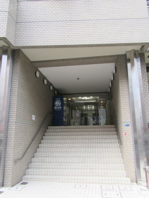 ビクセル新宿ビル　エントランス