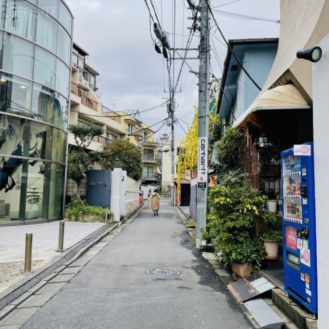 ヴィラ神宮 周辺