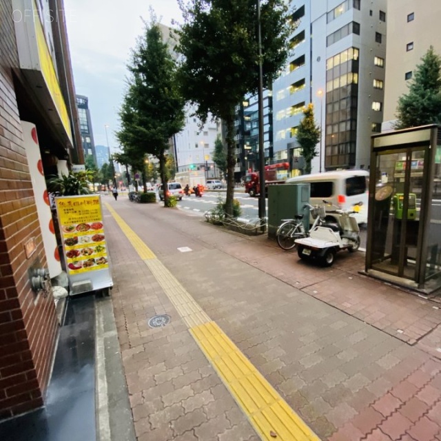 ハイム御茶ノ水 ビル前面道路