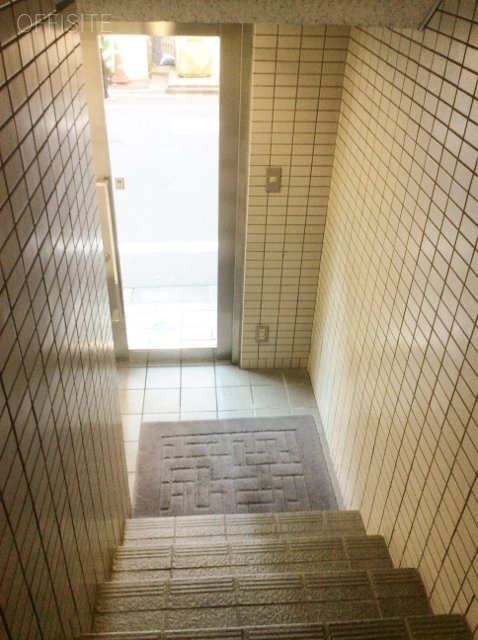 南雲ビル エントランスホール