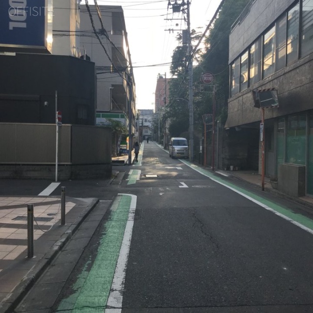 木村ビル　ビル前面道路