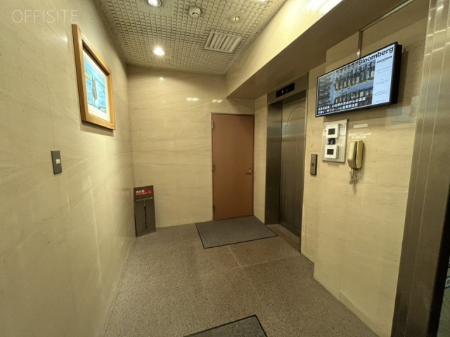 センチュリー三田ビル エントランス