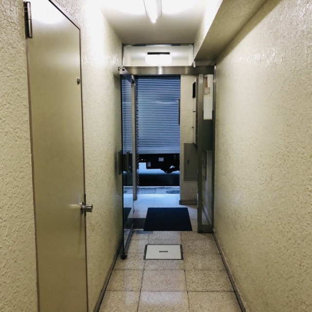 銀座Tビル エントランス