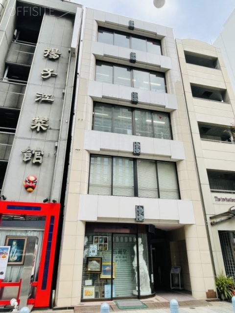 信ビルディング　外観