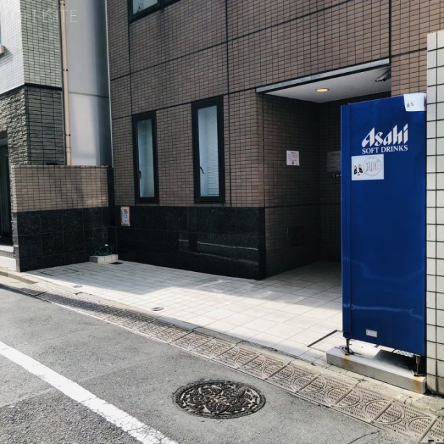 KDSビル オフィスビル出入口