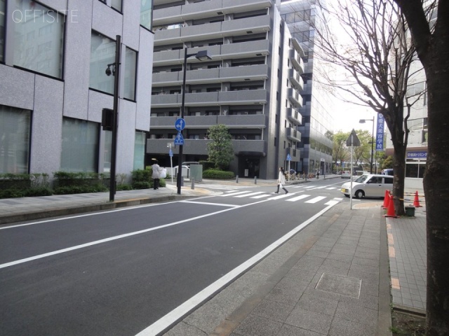 川浅ビル ビル前面道路