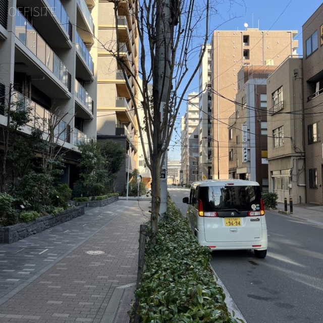 日本橋浜町ポストビル 前面道路