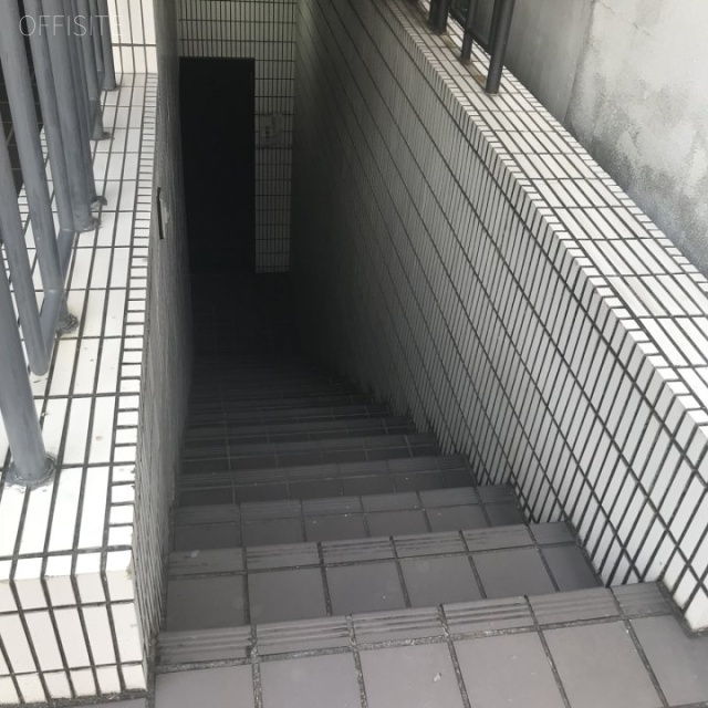 フォレストサイドI 階段