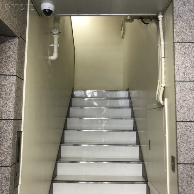 千石屋ビル エントランス