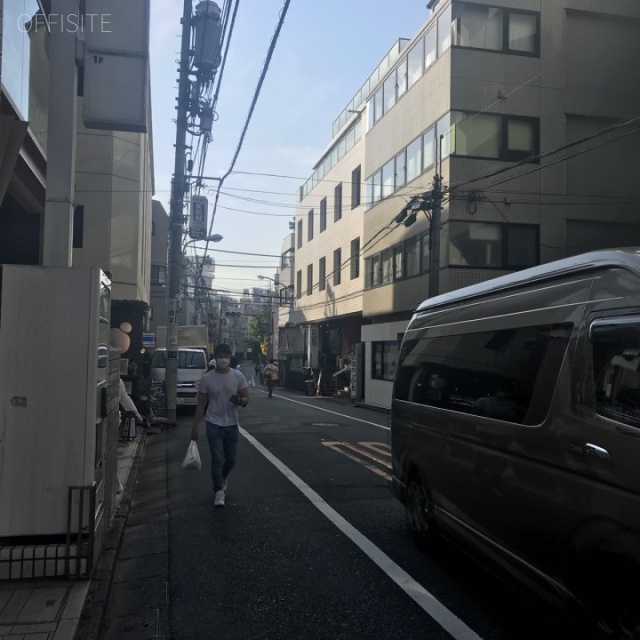 松涛栄光ビル ビル前面道路