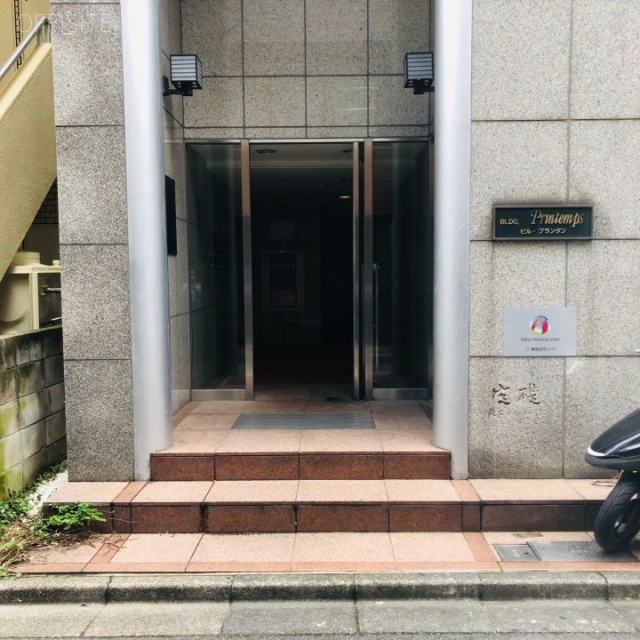 ビルプランタン エントランス