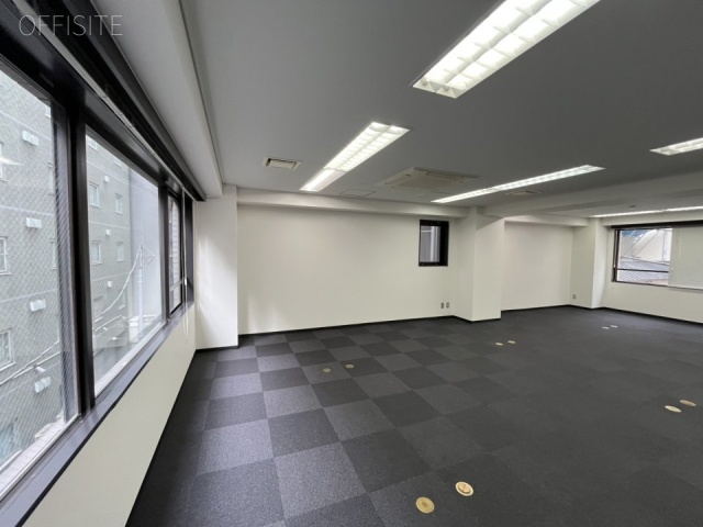 讃金(さぬきん)ビル 内装